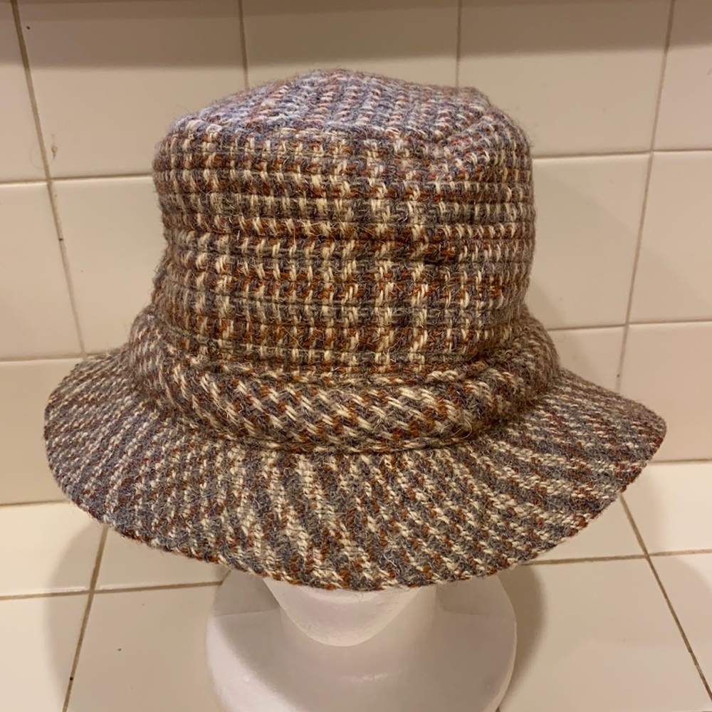Brown light color Vintage Millars brand wool Fedora style hat